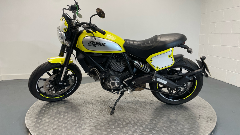 Ducati Scrambler Flat Track Pro (MY16)